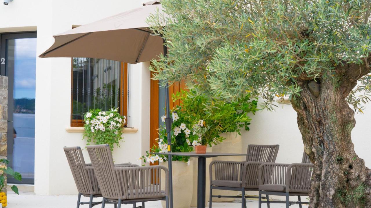 Maravida Vacation Rooms 多布罗沃 外观 照片